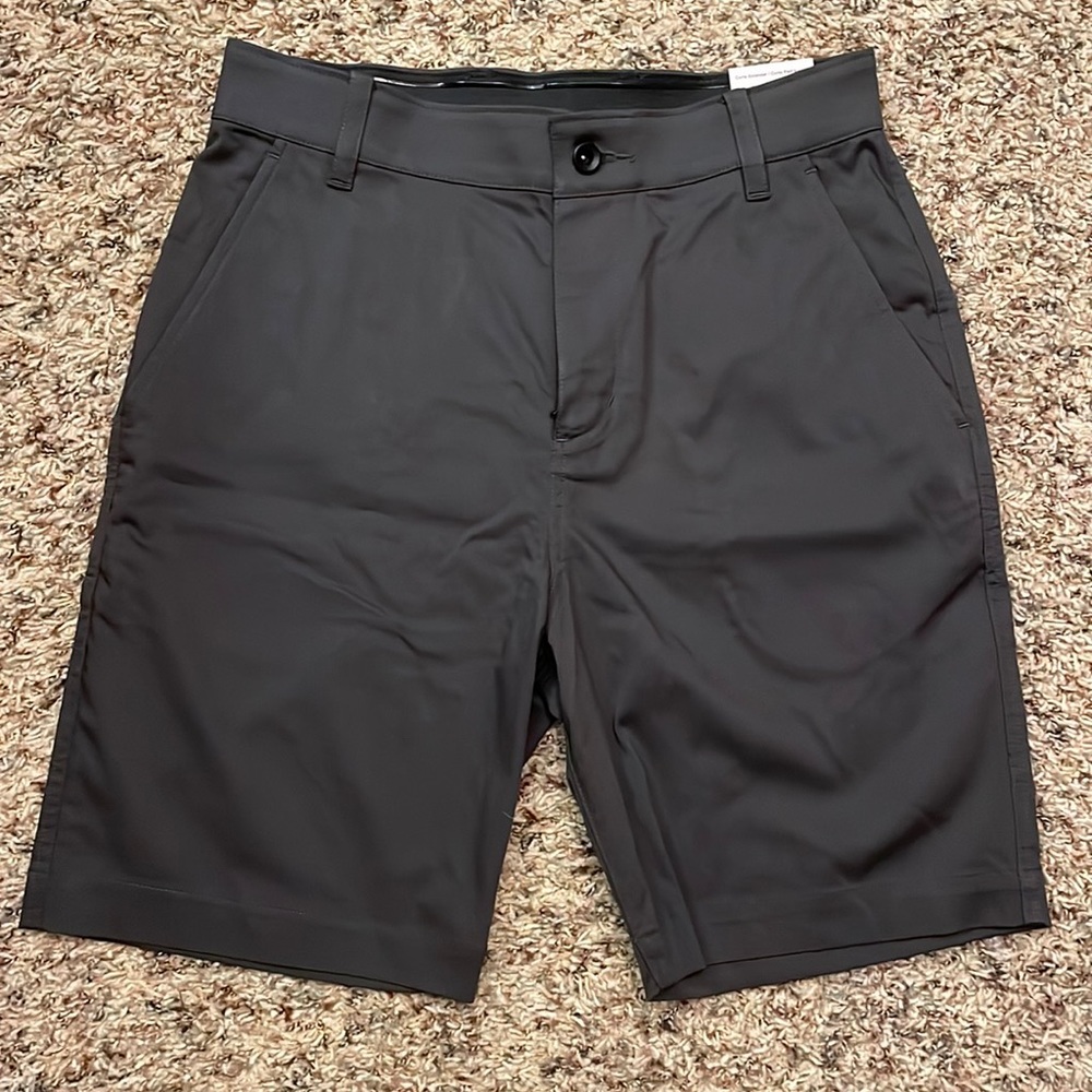 Nike Golf Shorts - 28 - standard fit